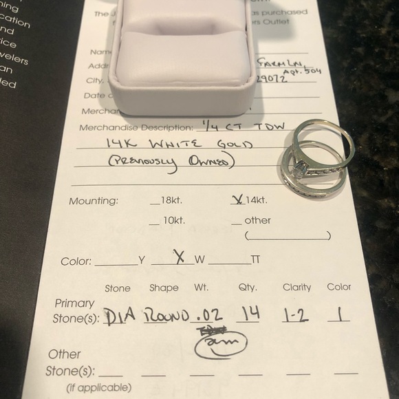 Wedding/ Engagement Ring Pair - Picture 8 of 8